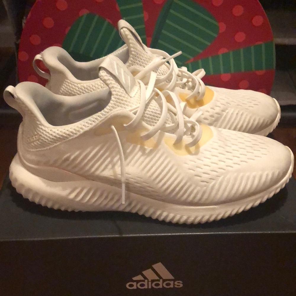 Adidas White AlphaBounce Unisex